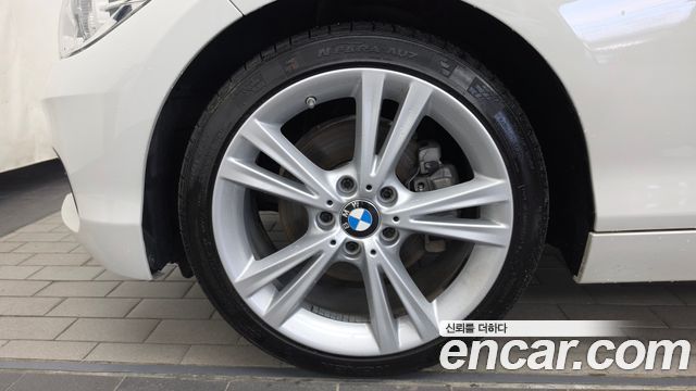 BMW 1 Series (F20) 118d Sport Special Edition 5Door 2019 — фото 5