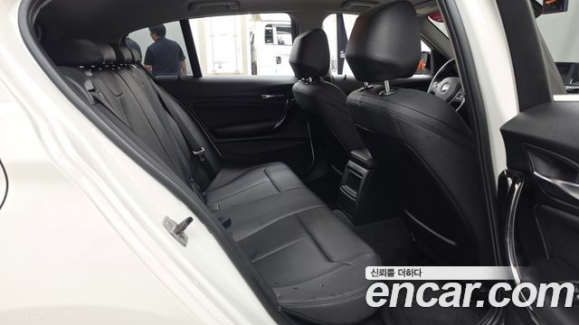 BMW 1 Series (F20) 118d Sport Special Edition 5Door 2019 — фото 12