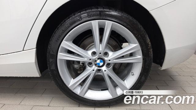 BMW 1 Series (F20) 118d Sport Special Edition 5Door 2019 — фото 21