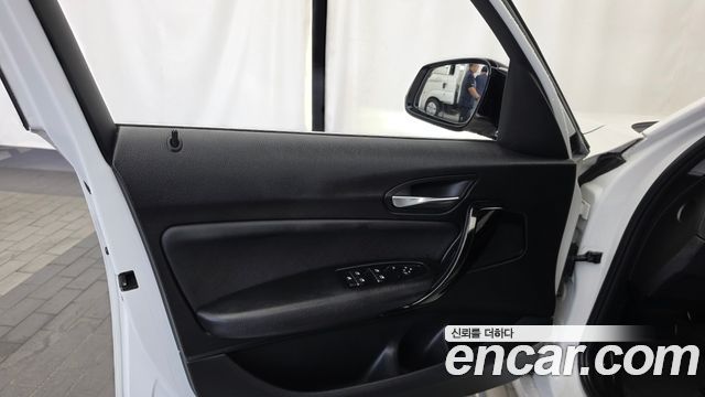 BMW 1 Series (F20) 118d Sport Special Edition 5Door 2019 — фото 24