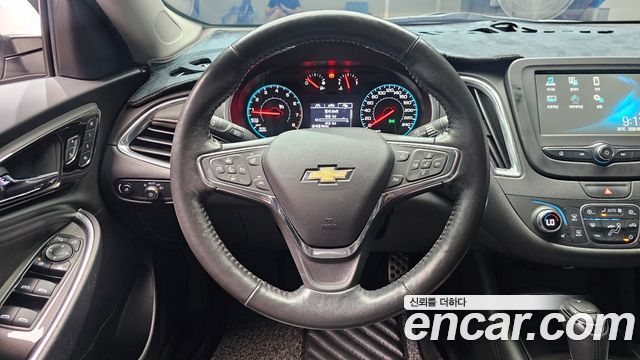 Chevrolet Malibu 1.5 Turbo LT Deluxe 2017 — фото 13