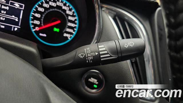 Chevrolet Malibu 1.5 Turbo LT Deluxe 2017 — фото 18
