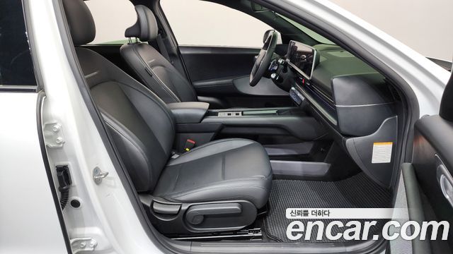 Hyundai Ioniq 6 Long Range Exclusive + 2023 — фото 26