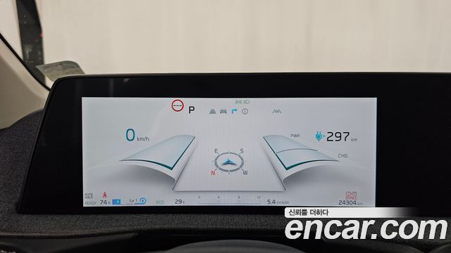 Kia EV6 Standard Air 2023 — фото 8