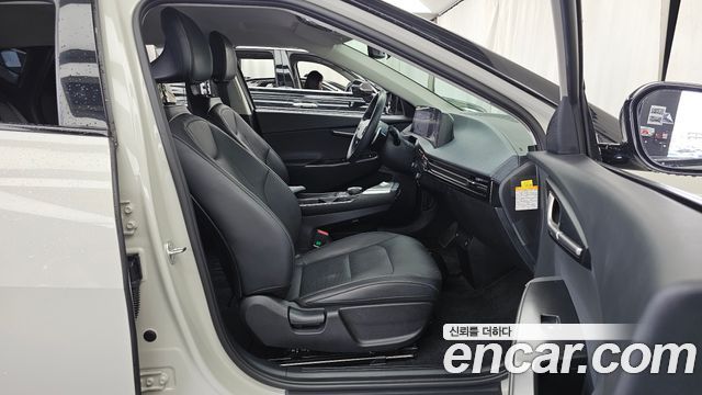 Kia EV6 Standard Air 2023 — фото 11