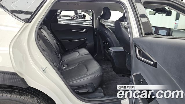 Kia EV6 Standard Air 2023 — фото 12