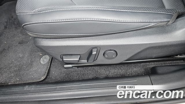 Kia EV6 Standard Air 2023 — фото 30