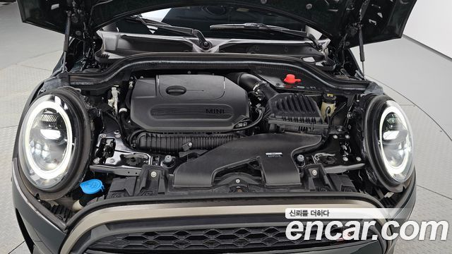 MINI Cooper S 5Door Resolute Edition 3rd Gen 2023 — фото 6