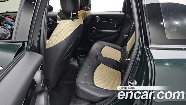 MINI Cooper S 5Door Resolute Edition 3rd Gen 2023 — фото 11