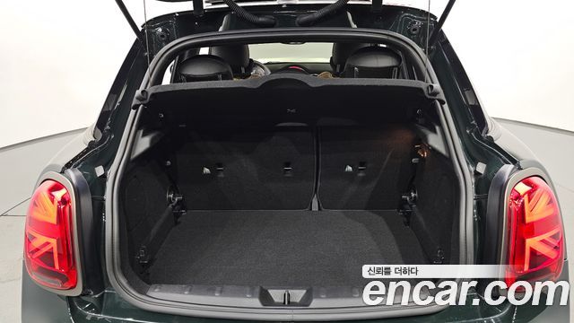 MINI Cooper S 5Door Resolute Edition 3rd Gen 2023 — фото 20