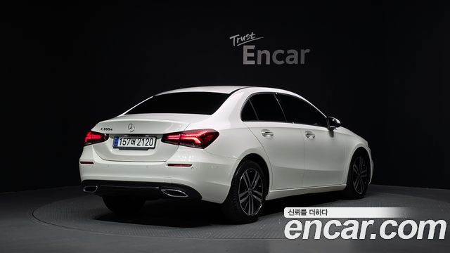 Mercedes-Benz A-Class (W177) A200d Sedan 2021 — фото 2