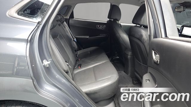 Hyundai Kona Electric Premium 2019 — фото 11