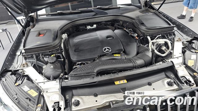 Mercedes-Benz GLC-Class (X253) GLC300 4MATIC Premium Coupe 2021 — фото 6
