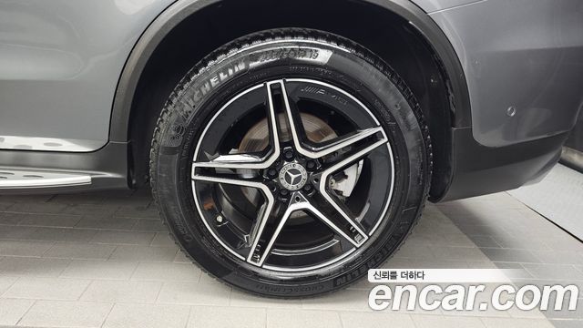 Mercedes-Benz GLC-Class (X253) GLC300 4MATIC Premium Coupe 2021 — фото 21