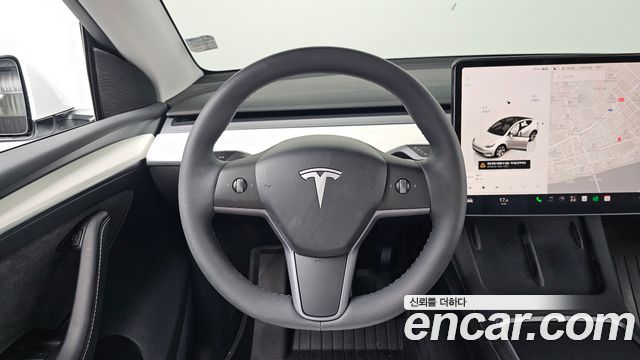 Tesla Model Y RWD 2024 — фото 13