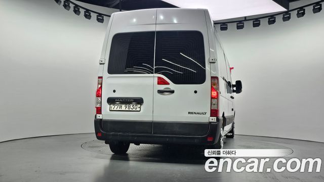 Renault Korea Master 2.3 15-Seater 2019 — фото 4