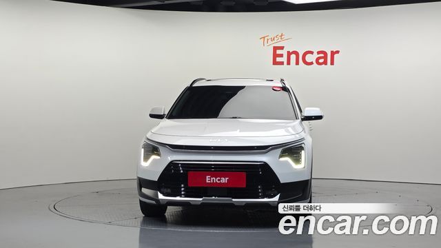 Kia Niro Signature 2022 — фото 3