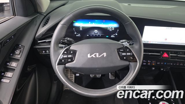 Kia Niro Signature 2022 — фото 12
