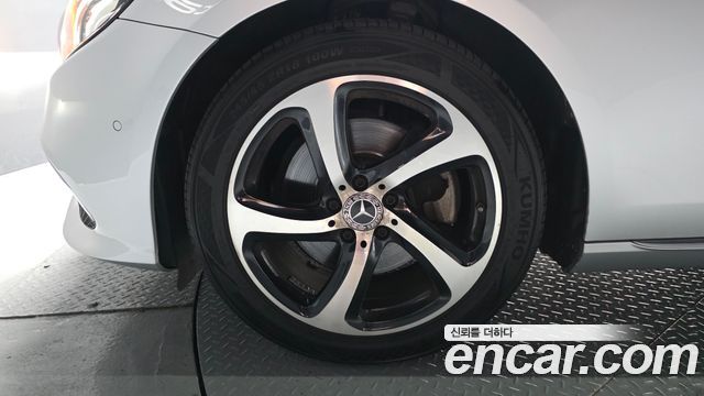 Mercedes-Benz E-Class (W213) E250 Avantgarde 2020 — фото 5