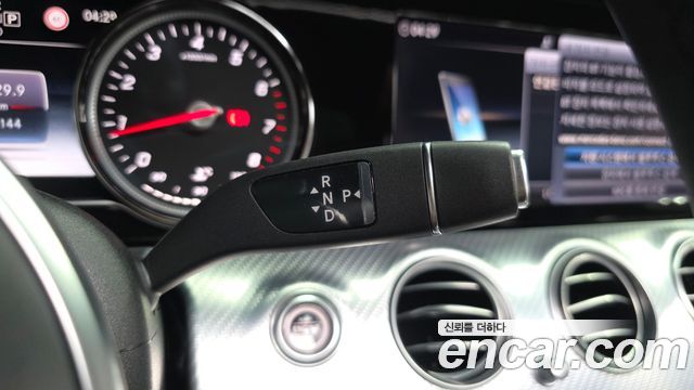 Mercedes-Benz E-Class (W213) E250 Avantgarde 2020 — фото 9