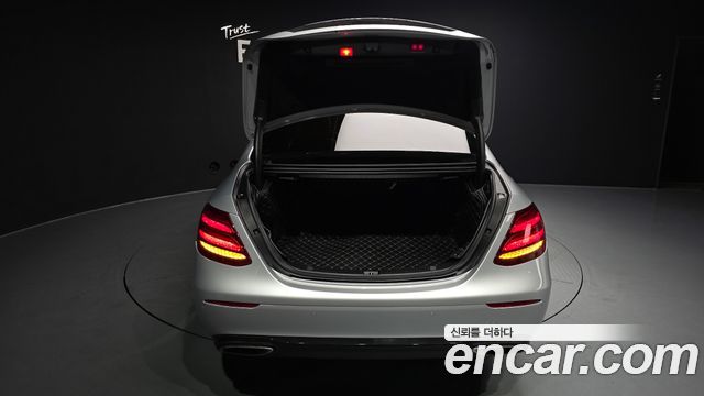 Mercedes-Benz E-Class (W213) E250 Avantgarde 2020 — фото 20
