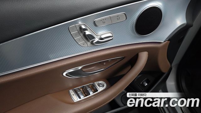 Mercedes-Benz E-Class (W213) E250 Avantgarde 2020 — фото 39