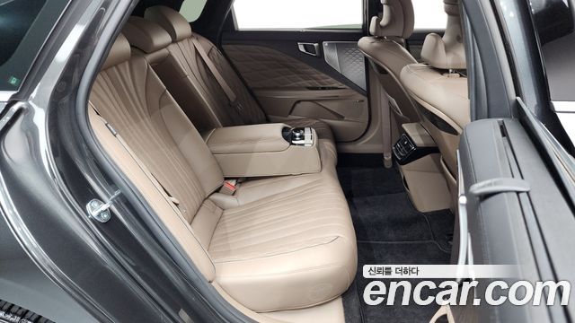 Kia K8 2.5 Gasoline 2WD Signature Special 2024 — фото 15