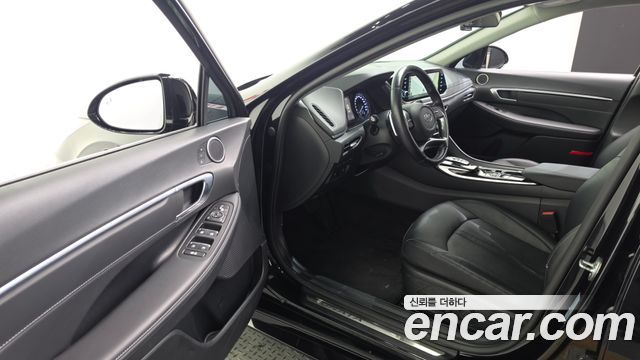 Hyundai Sonata (DN8) 2.0 Premium Plus 2022 — фото 10