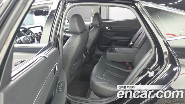 Hyundai Sonata (DN8) 2.0 Premium Plus 2022 — фото 11