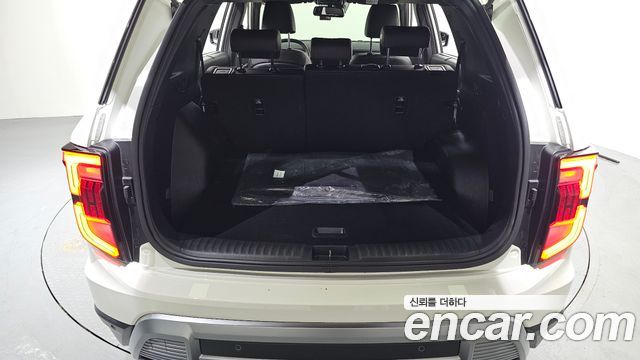 KG Mobility (SsangYong) Torres Gasoline 1.5 2WD T7 2023 — фото 34