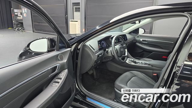 Hyundai Sonata (DN8) 2.0 Premium Plus 2022 — фото 10