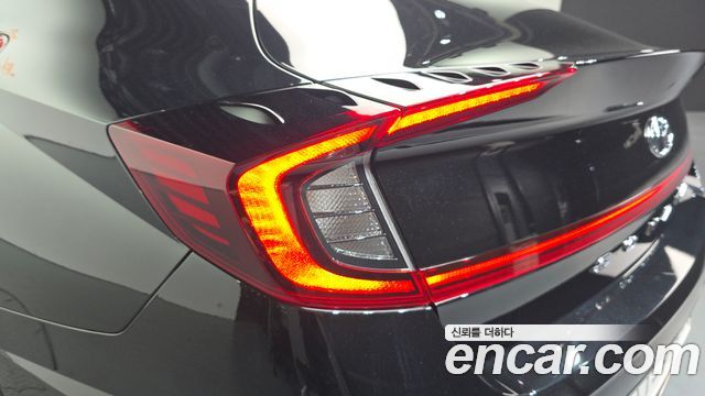 Hyundai Sonata (DN8) 2.0 Premium Plus 2022 — фото 23