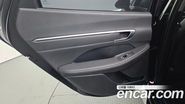 Hyundai Sonata (DN8) 2.0 Premium Plus 2022 — фото 25