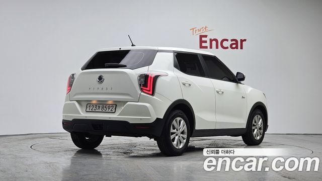 KG Mobility (SsangYong) Very New Tivoli Gasoline 1.5 2WD V1 2021 — фото 2