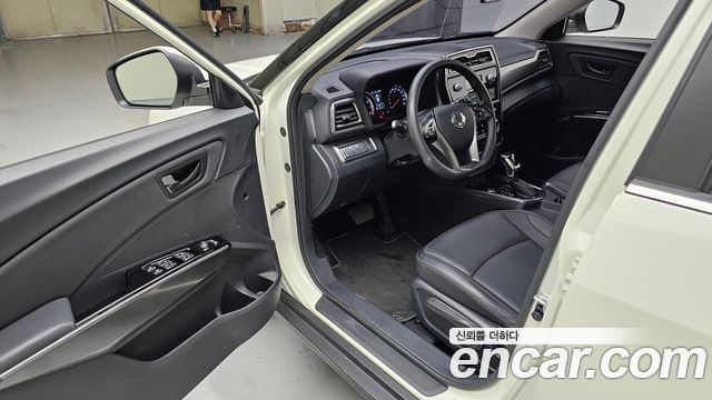KG Mobility (SsangYong) Very New Tivoli Gasoline 1.5 2WD V1 2021 — фото 10