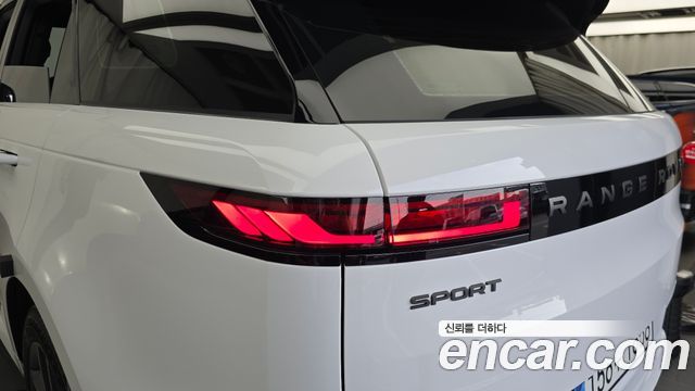 Land Rover Range Rover Sport (III) P360 HSE Dynamic 2025 — фото 23
