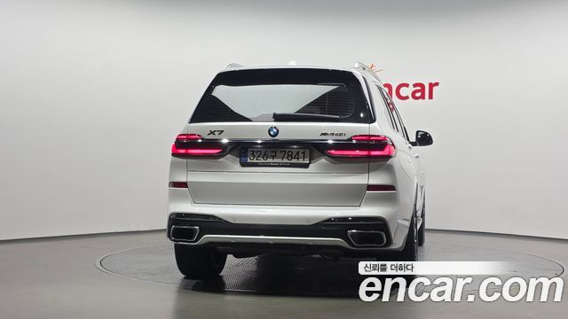 BMW X7 (G07) xDrive 40i M Sport 7STR 2024 — фото 4
