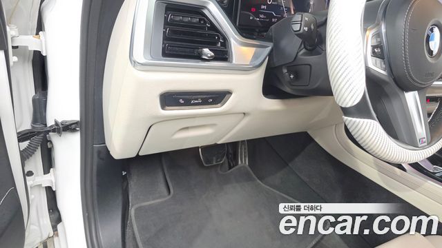 BMW X7 (G07) xDrive 40i M Sport 7STR 2024 — фото 30