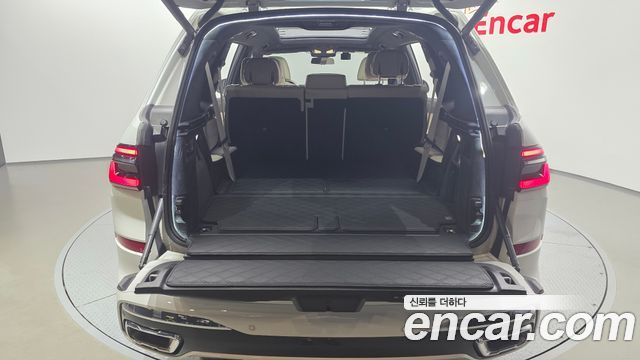 BMW X7 (G07) xDrive 40i M Sport 7STR 2024 — фото 41