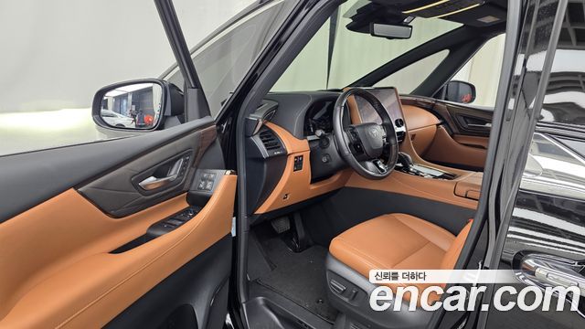 Toyota Alphard (IV) 2.5 HEV Executive AWD 2024 — фото 10
