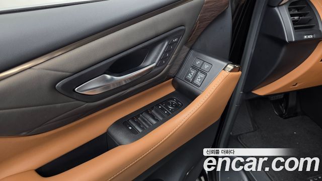 Toyota Alphard (IV) 2.5 HEV Executive AWD 2024 — фото 34