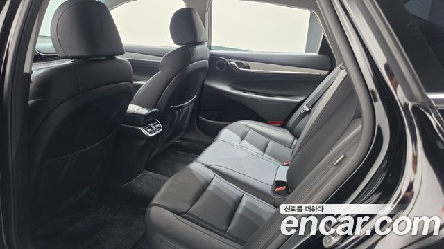 Hyundai Grandeur (IG) 3.0 LPi Rent Car Modern 2023 — фото 11
