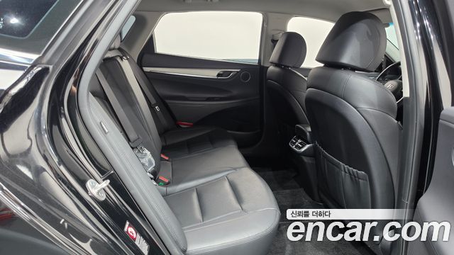 Hyundai Grandeur (IG) 3.0 LPi Rent Car Modern 2023 — фото 12