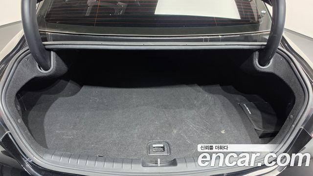 Hyundai Grandeur (IG) 3.0 LPi Rent Car Modern 2023 — фото 18