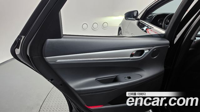 Hyundai Grandeur (IG) 3.0 LPi Rent Car Modern 2023 — фото 25