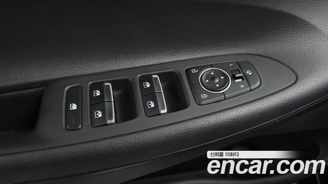 Hyundai Grandeur (IG) 3.0 LPi Rent Car Modern 2023 — фото 30