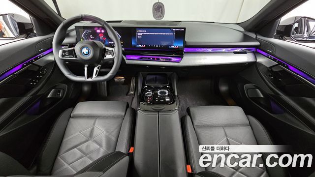 BMW 5 Series (G60) 530e xDrive M Sport 2025 — фото 7