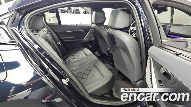 BMW 5 Series (G60) 530e xDrive M Sport 2025 — фото 12