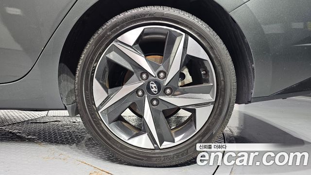 Hyundai Avante (CN7) 1.6 Inspiration 2023 — фото 21