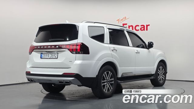 Kia Mohave The Master Diesel 3.0 4WD 7-Seater Platinum 2024 — фото 2